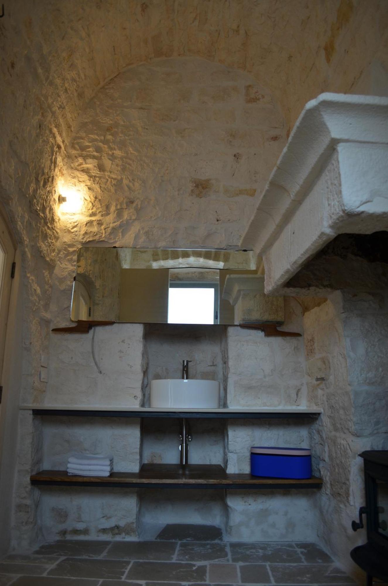 B&B Fuga Al Trullo Ostuni Exterior photo