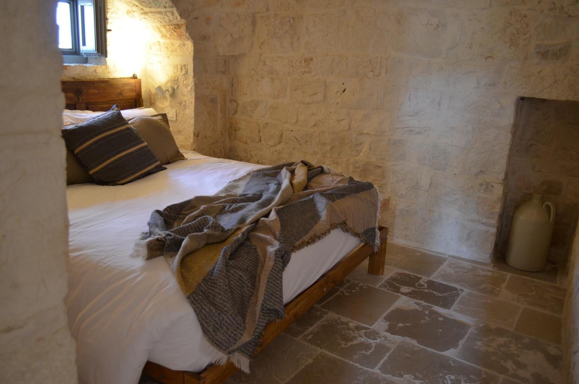 B&B Fuga Al Trullo Ostuni Exterior photo