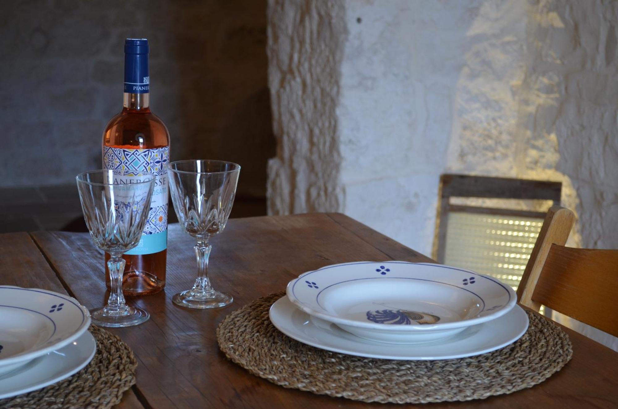 B&B Fuga Al Trullo Ostuni Exterior photo